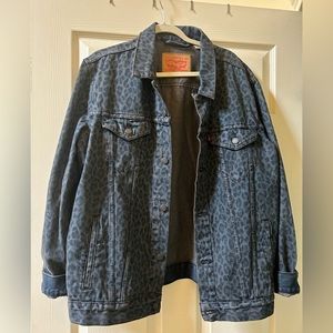 Levi’s cheetah Jean jacket